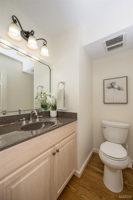 Manors Of Broadmoor Condo - Residential