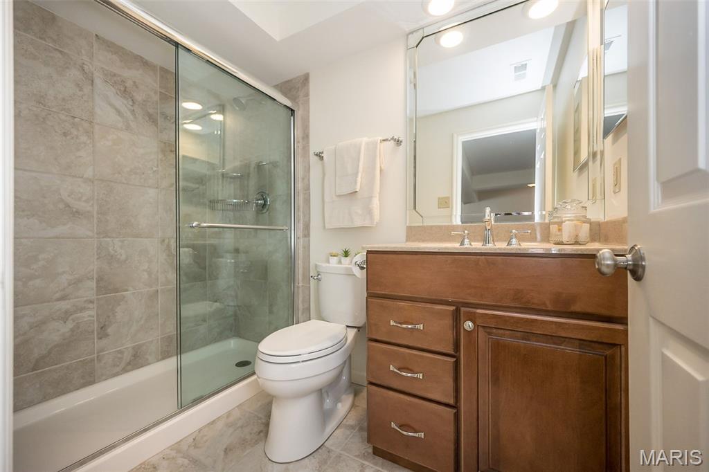 Manors Of Broadmoor Condo - Residential