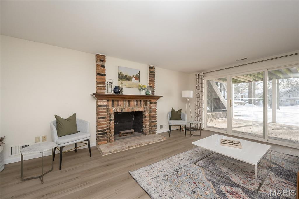 Manors Of Broadmoor Condo - Residential