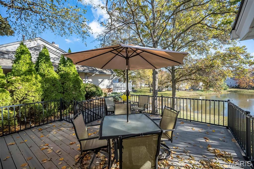 Manors Of Broadmoor Condo - Residential