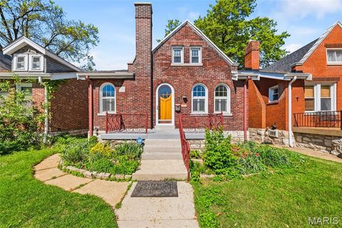 Photo of 3817 Childress Avenue, St Louis, MO 63109 (MLS # 26005082)