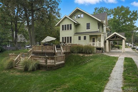 Tiny photo for 340 Gray Avenue, Webster Groves, MO 63119 (MLS # 25068967)