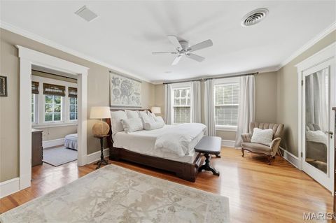Tiny photo for 340 Gray Avenue, Webster Groves, MO 63119 (MLS # 25068967)