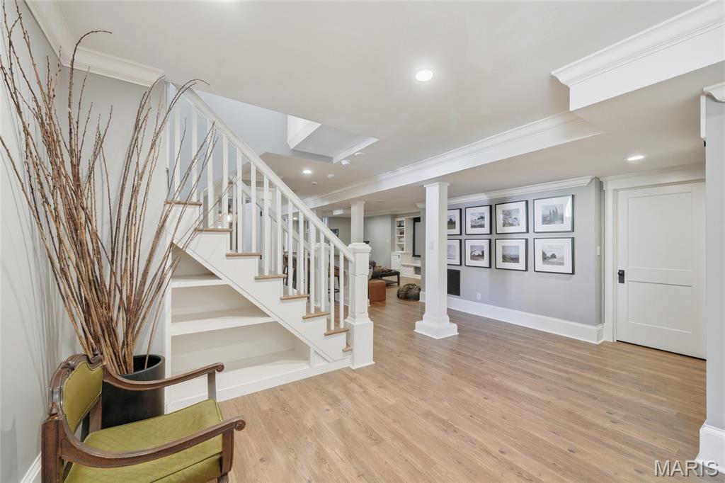 Webster Groves, Missouri 63119, United States, 5 Bedrooms Bedrooms, ,5 BathroomsBathrooms,Residential,Coming Soon,226643