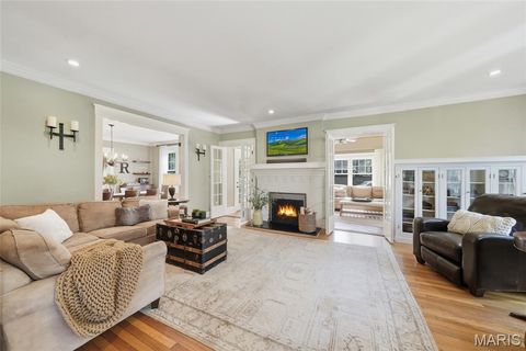 Tiny photo for 340 Gray Avenue, Webster Groves, MO 63119 (MLS # 25068967)