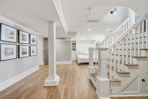 Tiny photo for 340 Gray Avenue, Webster Groves, MO 63119 (MLS # 25068967)