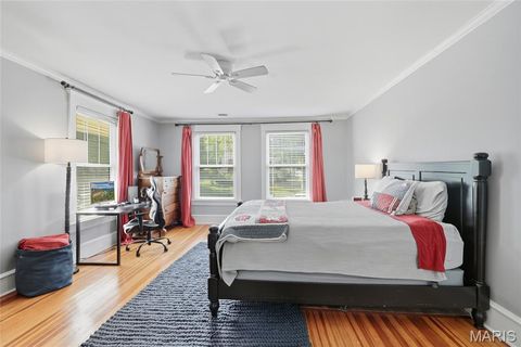 Tiny photo for 340 Gray Avenue, Webster Groves, MO 63119 (MLS # 25068967)