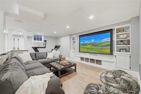 Tiny photo for 340 Gray Avenue, Webster Groves, MO 63119 (MLS # 25068967)