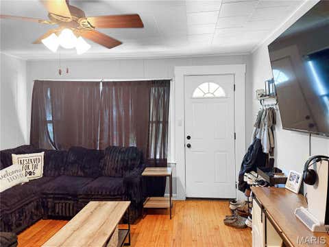 Tiny photo for 2713 Laclede, Hannibal, MO 63401 (MLS # 26046580)