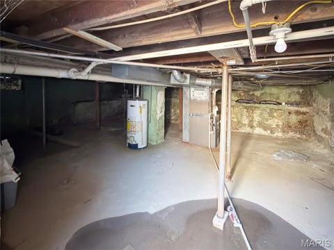 Tiny photo for 2713 Laclede, Hannibal, MO 63401 (MLS # 26046580)