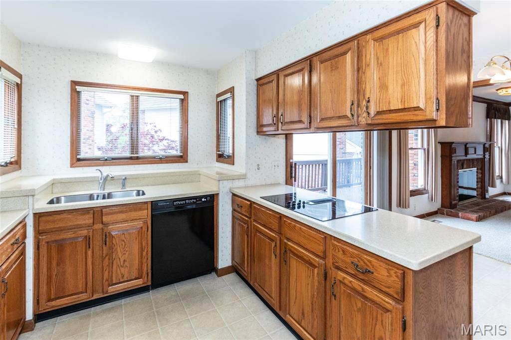 Webster Oaks Place - Residential