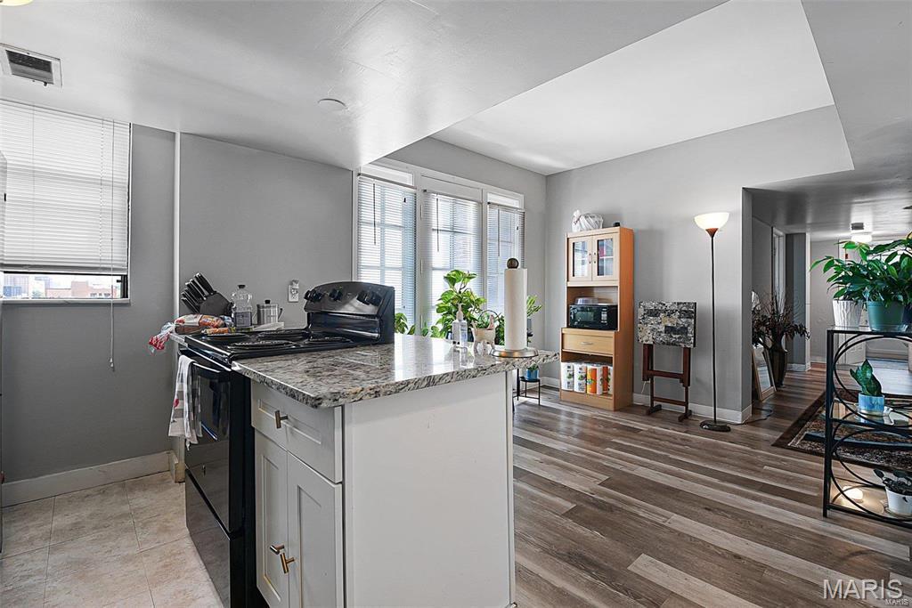 Lindell Add 02 - Residential Income