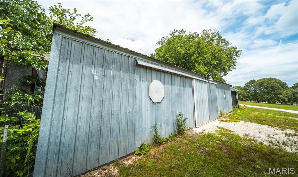 8107 Highway 185