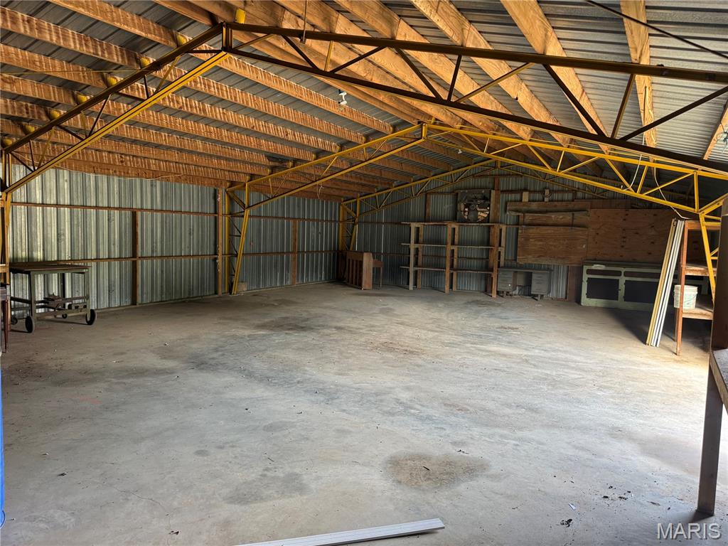 8107 Highway 185