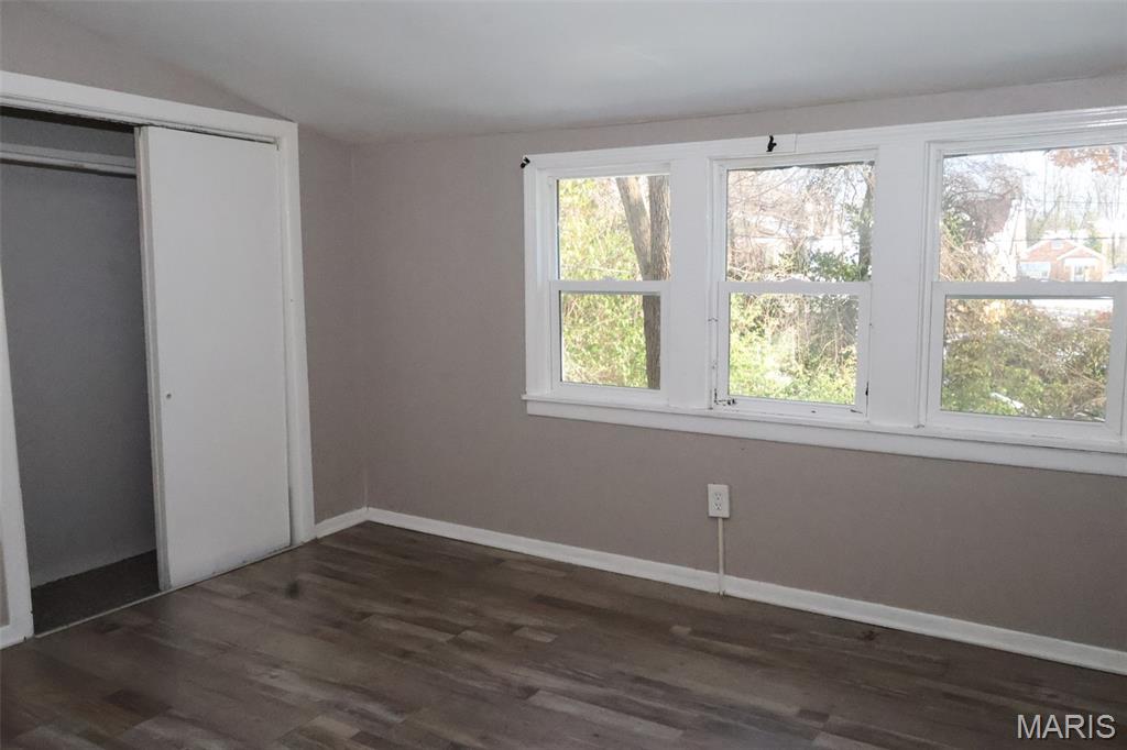 West Walnut Manor - Residential Lease