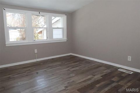 Tiny photo for 5460 Hamilton Avenue, Jennings, MO 63136 (MLS # 26030776)