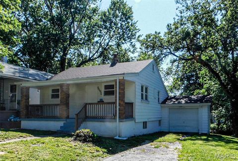 Tiny photo for 5460 Hamilton Avenue, Jennings, MO 63136 (MLS # 26030776)