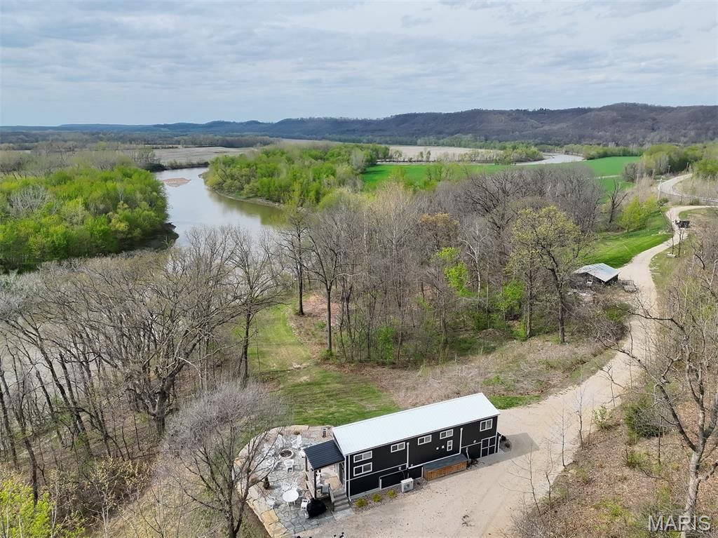 Photo of 4078 Highway 79, Louisiana, MO 63353 (MLS # 26025971)