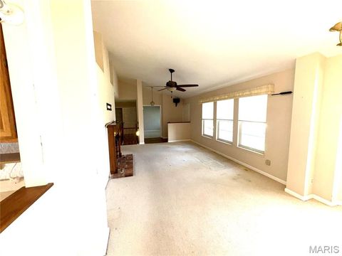 Tiny photo for 13019 Midfield Terrace, St Louis, MO 63146 (MLS # 26036170)