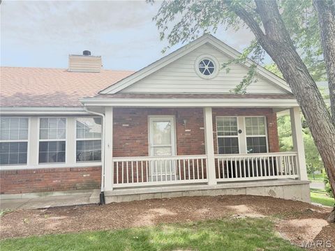 Tiny photo for 13019 Midfield Terrace, St Louis, MO 63146 (MLS # 26036170)