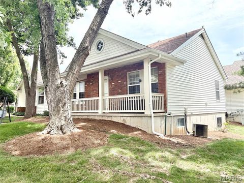 Tiny photo for 13019 Midfield Terrace, St Louis, MO 63146 (MLS # 26036170)