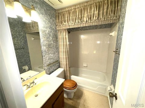 Tiny photo for 13019 Midfield Terrace, St Louis, MO 63146 (MLS # 26036170)
