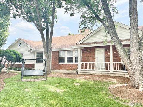 Tiny photo for 13019 Midfield Terrace, St Louis, MO 63146 (MLS # 26036170)