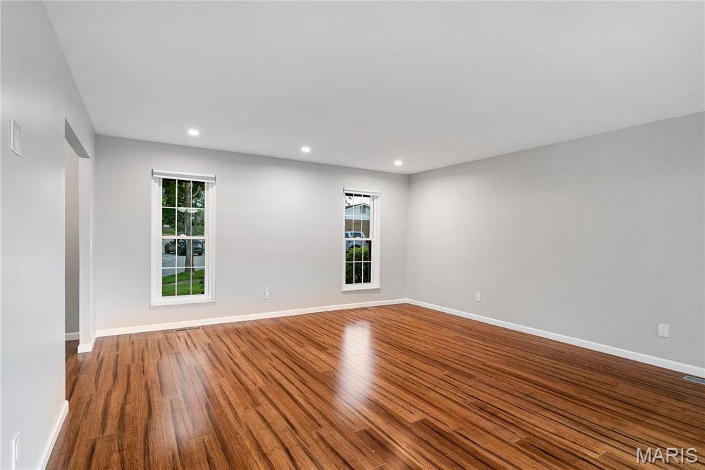 Oakbriar Woods 1 - Residential