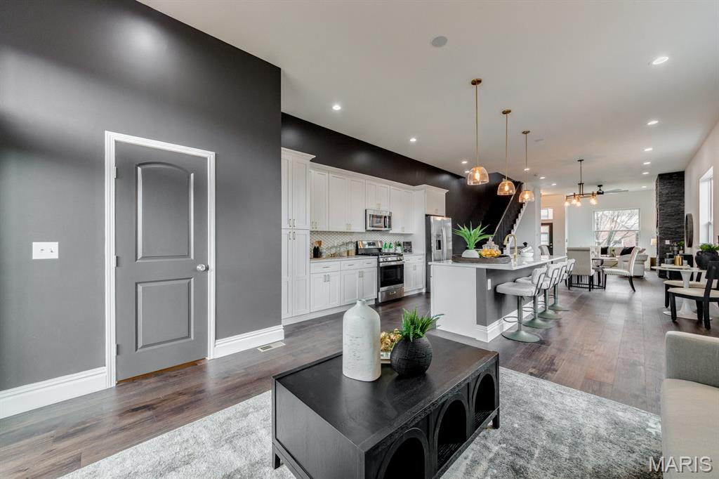 St Louis Commons Add - Residential