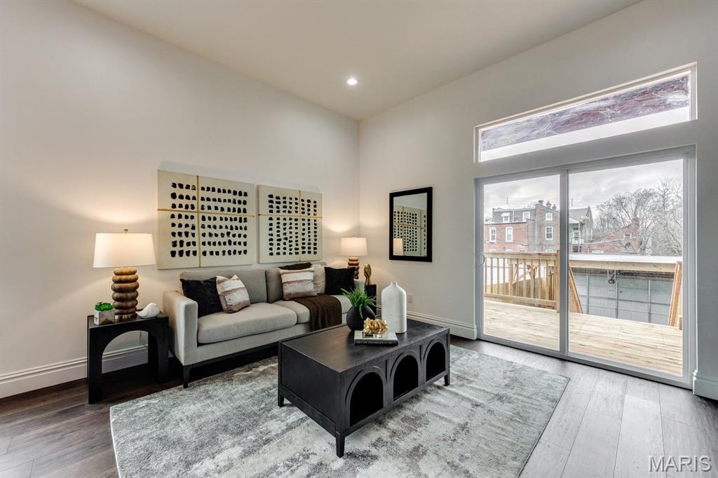 St Louis Commons Add - Residential