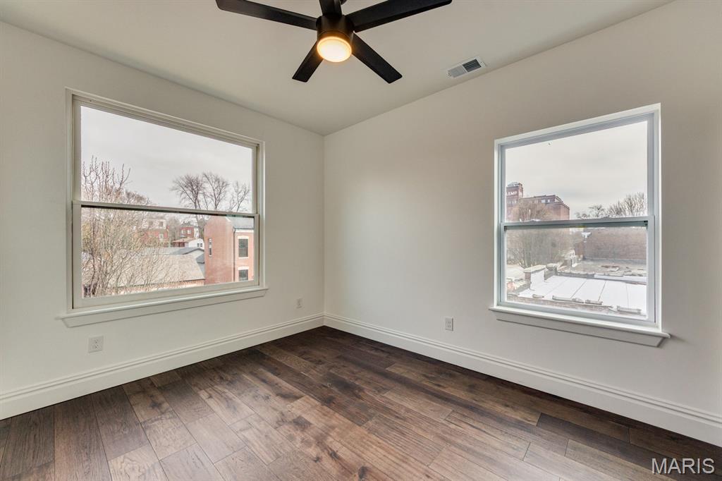 St Louis Commons Add - Residential