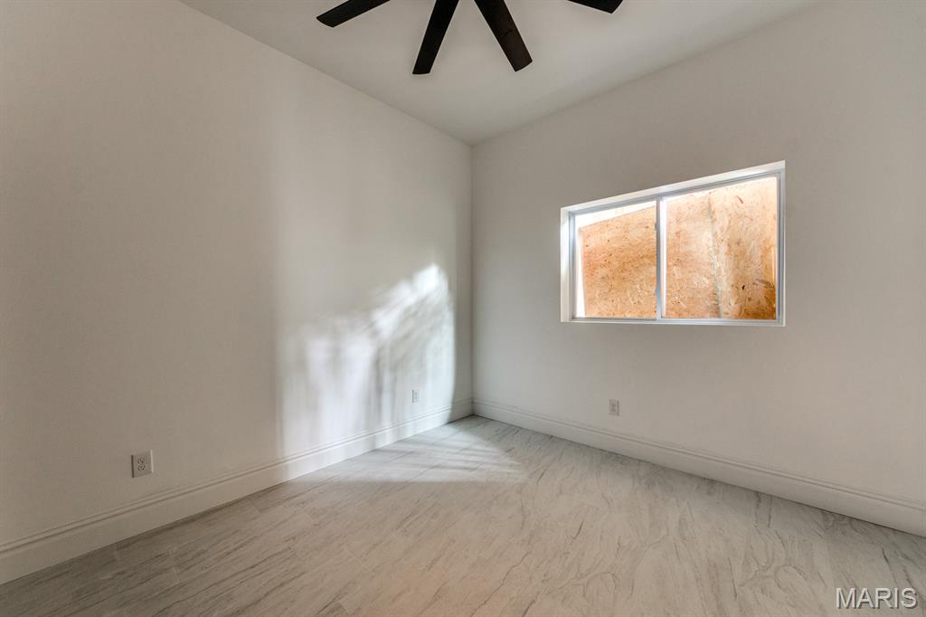 St Louis Commons Add - Residential