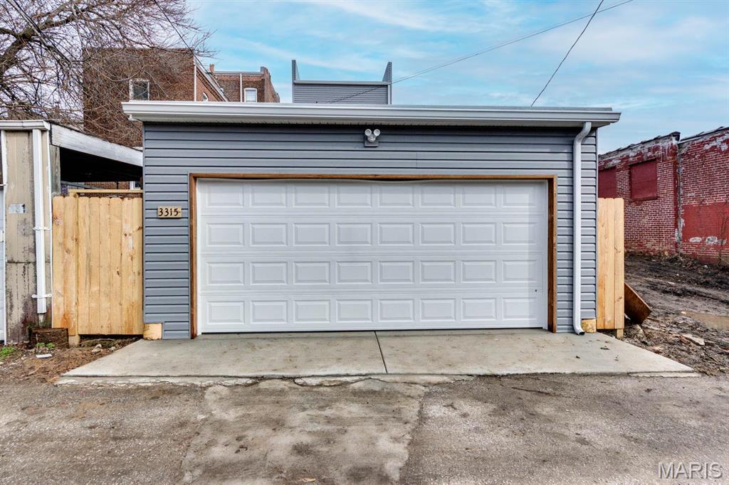 St Louis Commons Add - Residential