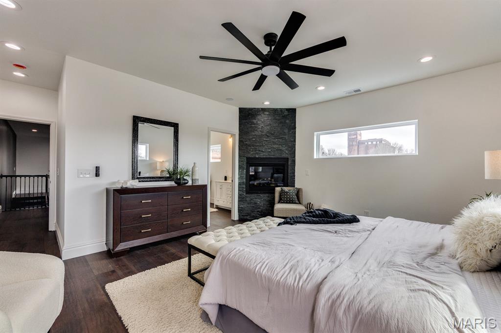 St Louis Commons Add - Residential