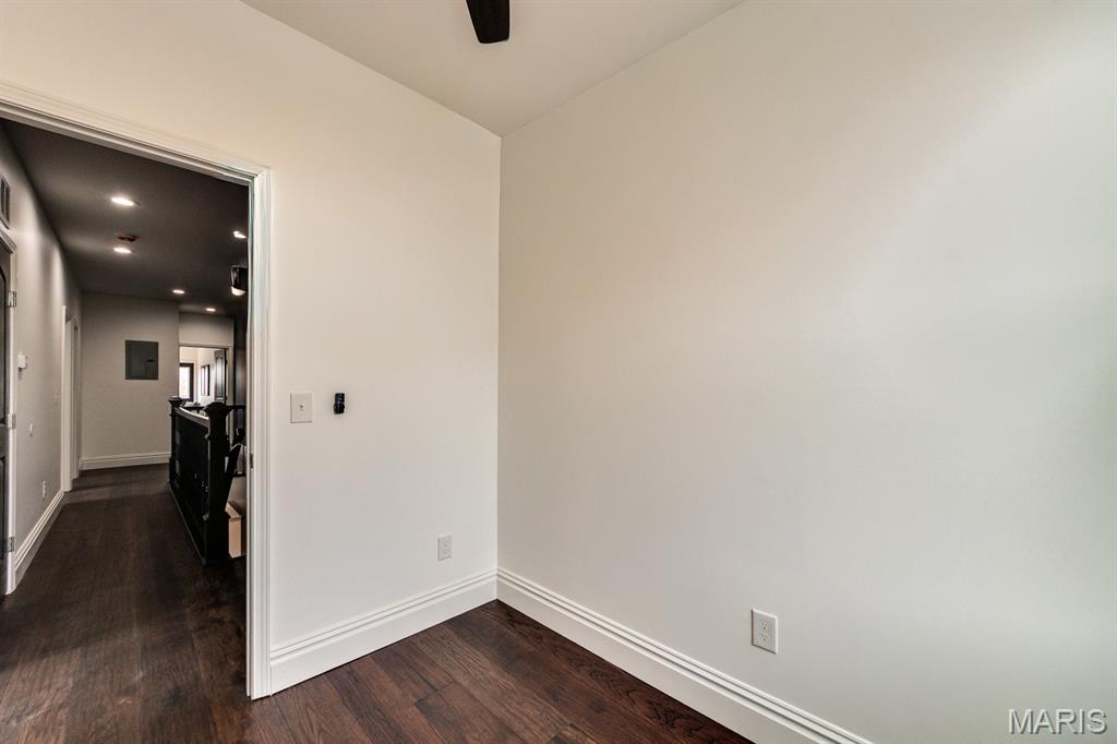 St Louis Commons Add - Residential