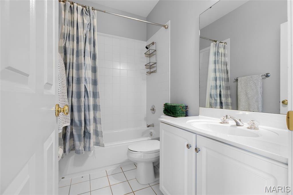 Country Lake Estates - Residential