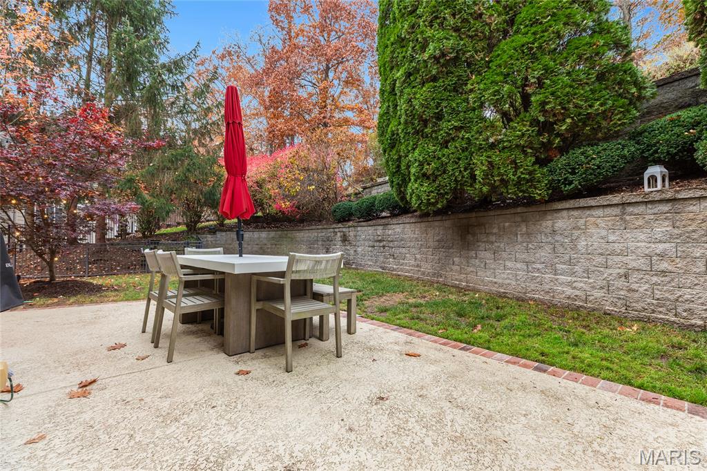 Country Lake Estates - Residential