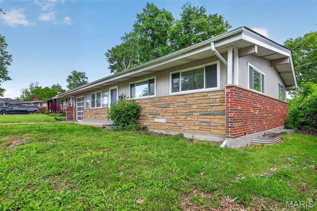 Hathaway Manor - Residential