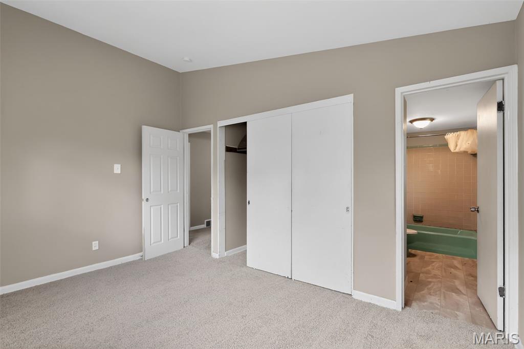 Hathaway Manor - Residential