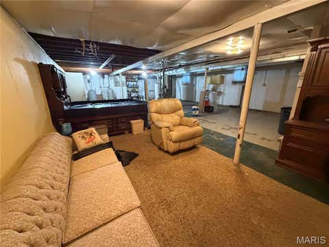 Tiny photo for 15 Quarry Road, Troy, MO 63379 (MLS # 26043944)