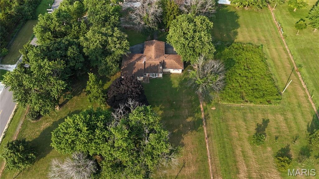 15 Quarry Road