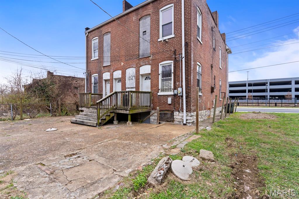 Stuebers Add - Residential Income