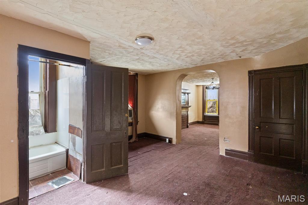 Stuebers Add - Residential Income