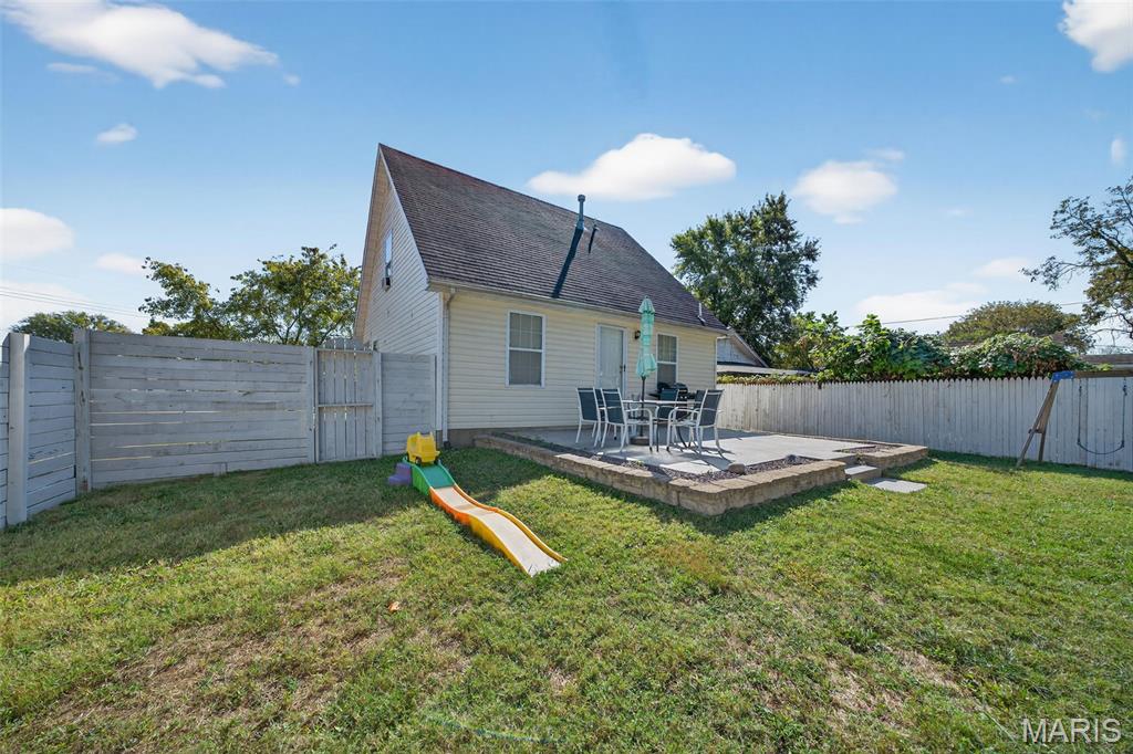 St Charles, Missouri 63301, United States, 3 Bedrooms Bedrooms, ,2 BathroomsBathrooms,Residential,Coming Soon,218941