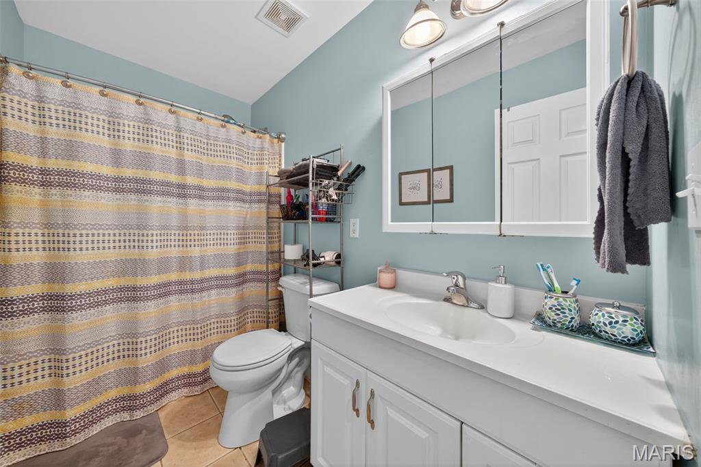 St Charles, Missouri 63301, United States, 3 Bedrooms Bedrooms, ,2 BathroomsBathrooms,Residential,Coming Soon,218941