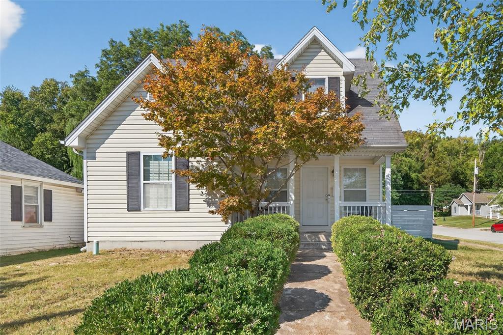 St Charles, Missouri 63301, United States, 3 Bedrooms Bedrooms, ,2 BathroomsBathrooms,Residential,Coming Soon,218941