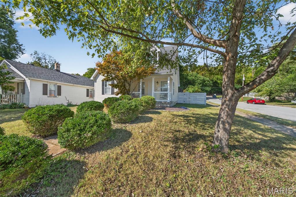 St Charles, Missouri 63301, United States, 3 Bedrooms Bedrooms, ,2 BathroomsBathrooms,Residential,Coming Soon,218941