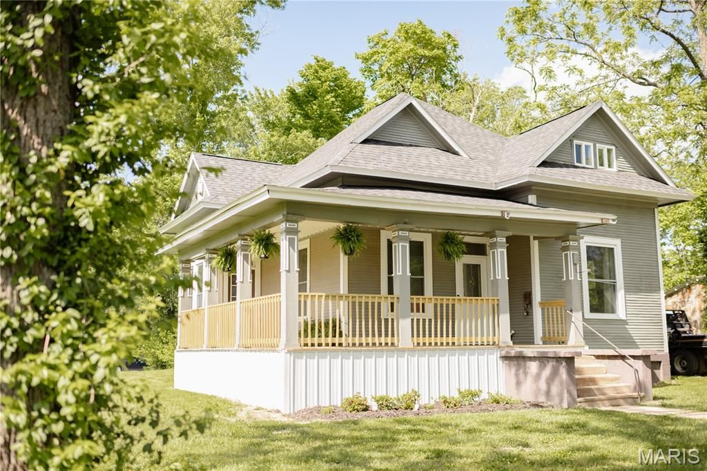 Photo of 404 E 9th Street, Salem, MO 65560 (MLS # 26031953)