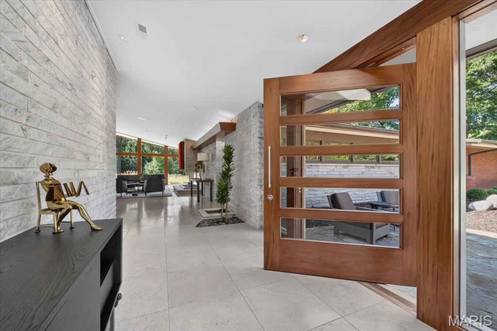 1300 Log Cabin Lane