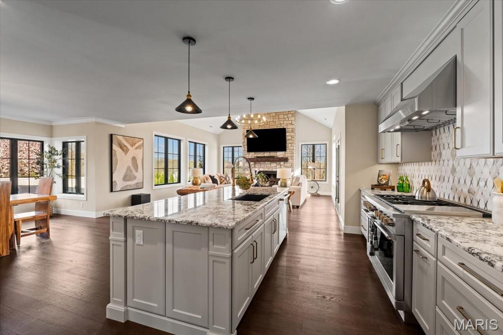 Topping Woods Estates Lt 9 Resub - Residential
